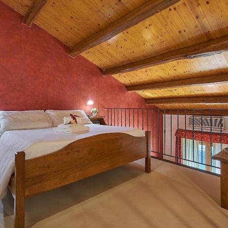 Casanova - Panoramic Rooms And Suites Сан-Куїрико-д'Орча Екстер'єр фото